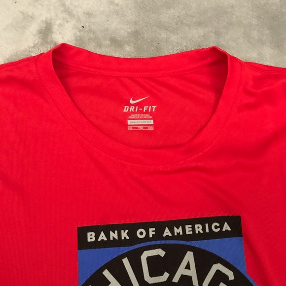 Nike Dri-Fit Marathon Logo Tee - Picture 2 of 4